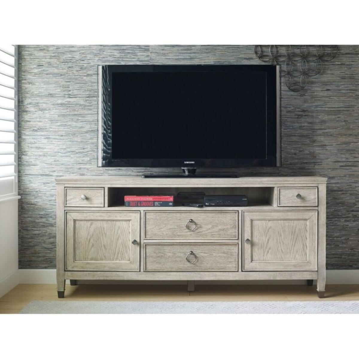 e2e8e11c67021f16d2d9e968661f1135 Vista Biscane Entertainment Console - Image 1