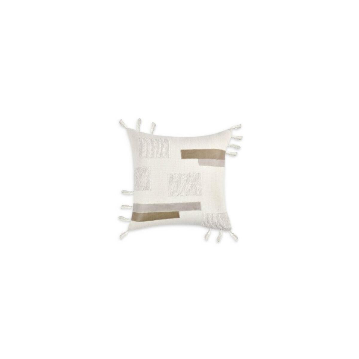 e6530be6b26984bf45a46bf5a2a9ebbd Packer Pillow - Image 1