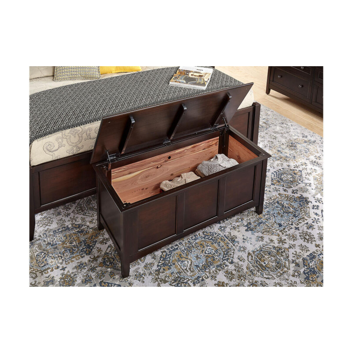 Westlake Dm Cedar Lined Blanket Trunk – WSLDM5800 Accent Furniture A-America 2 Westlake Dm Cedar Lined Blanket Trunk – WSLDM5800 Accent Furniture A-America 2