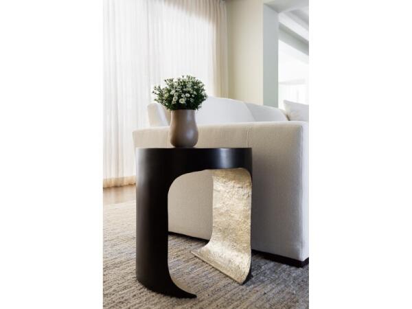 Erinn V x Universal Sonora Side Table Chairside Tables Black 10