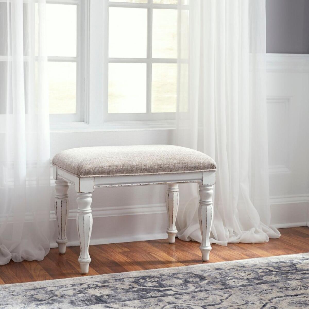 f0584d07d57198b5b477a7e93403603e Magnolia Manor Accent Bench - Image 1