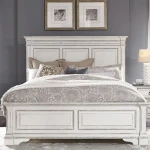 Abbey Park King Panel Bed