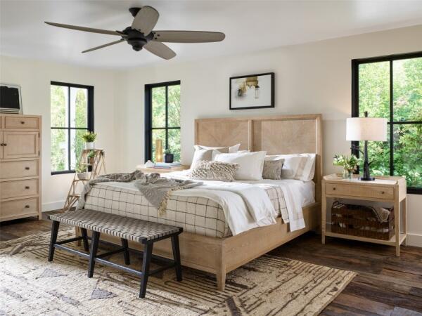 Modern Farmhouse Ames Bed Complete Queen - Image 3