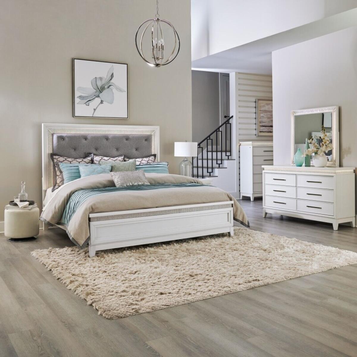 fd5dd3290ca3979826ebdfcdca0d57bd Reflections Queen Uph Bed, Dresser & Mirror, Chest - Image 1