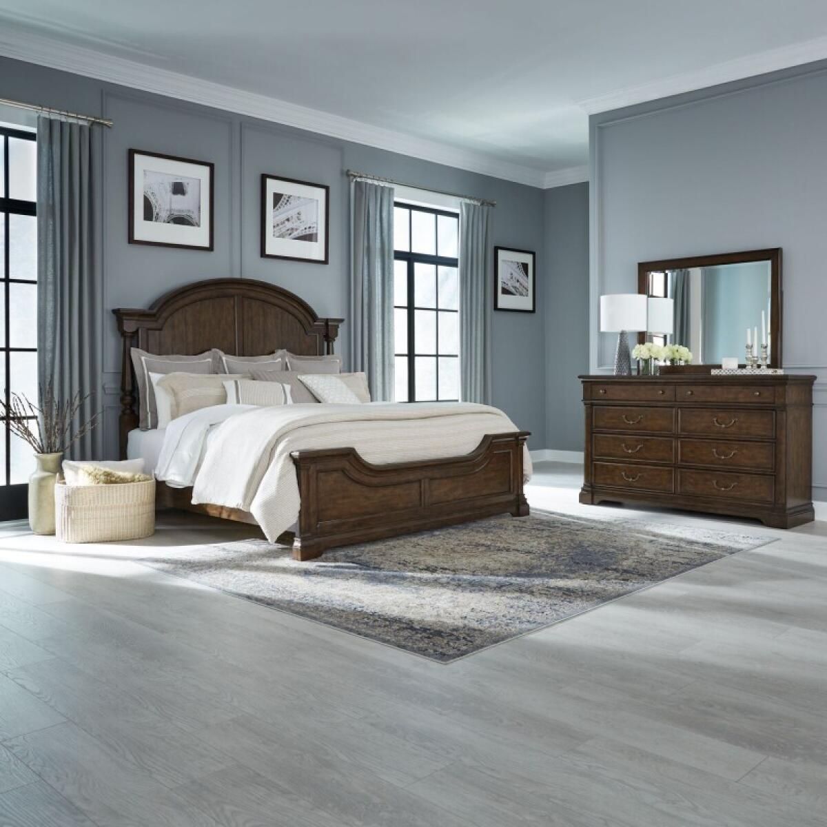 fece0f5497b1117da6f52ca323adf1f0 King California Poster Bed, Dresser & Mirror - Image 1