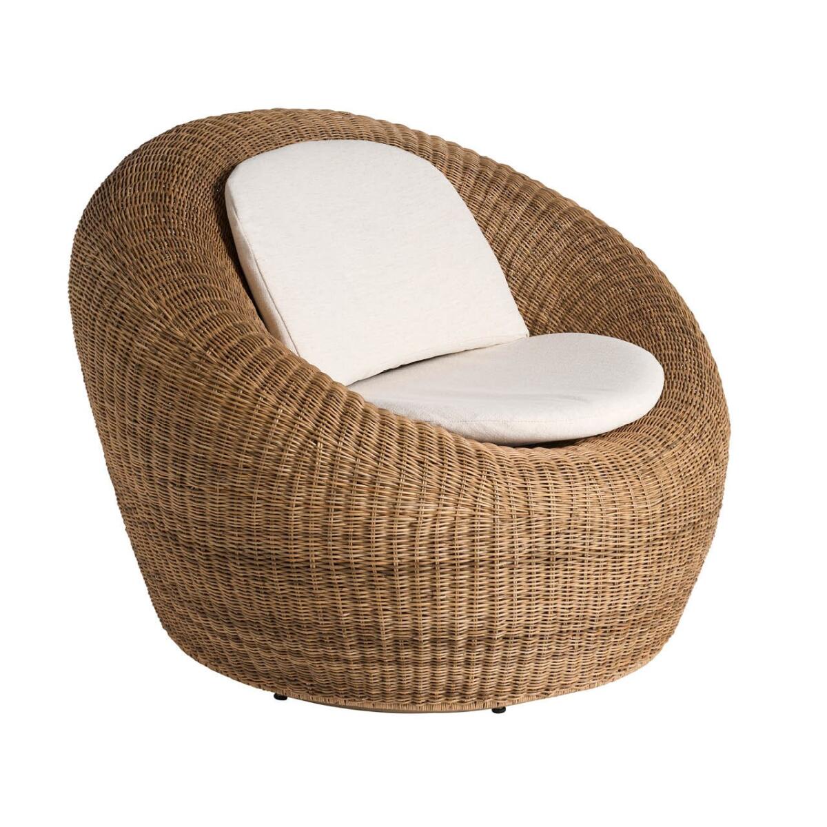 8d0aa7d26210dc2b7555892a81e24817 Oasis- Coastal Living Home Collection Sea Pod Swivel Chair - Image 1