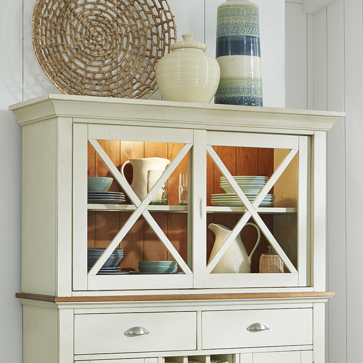 494066158a3dce9e0d48381275cfa349 Ocean Isle Hutch - Image 1