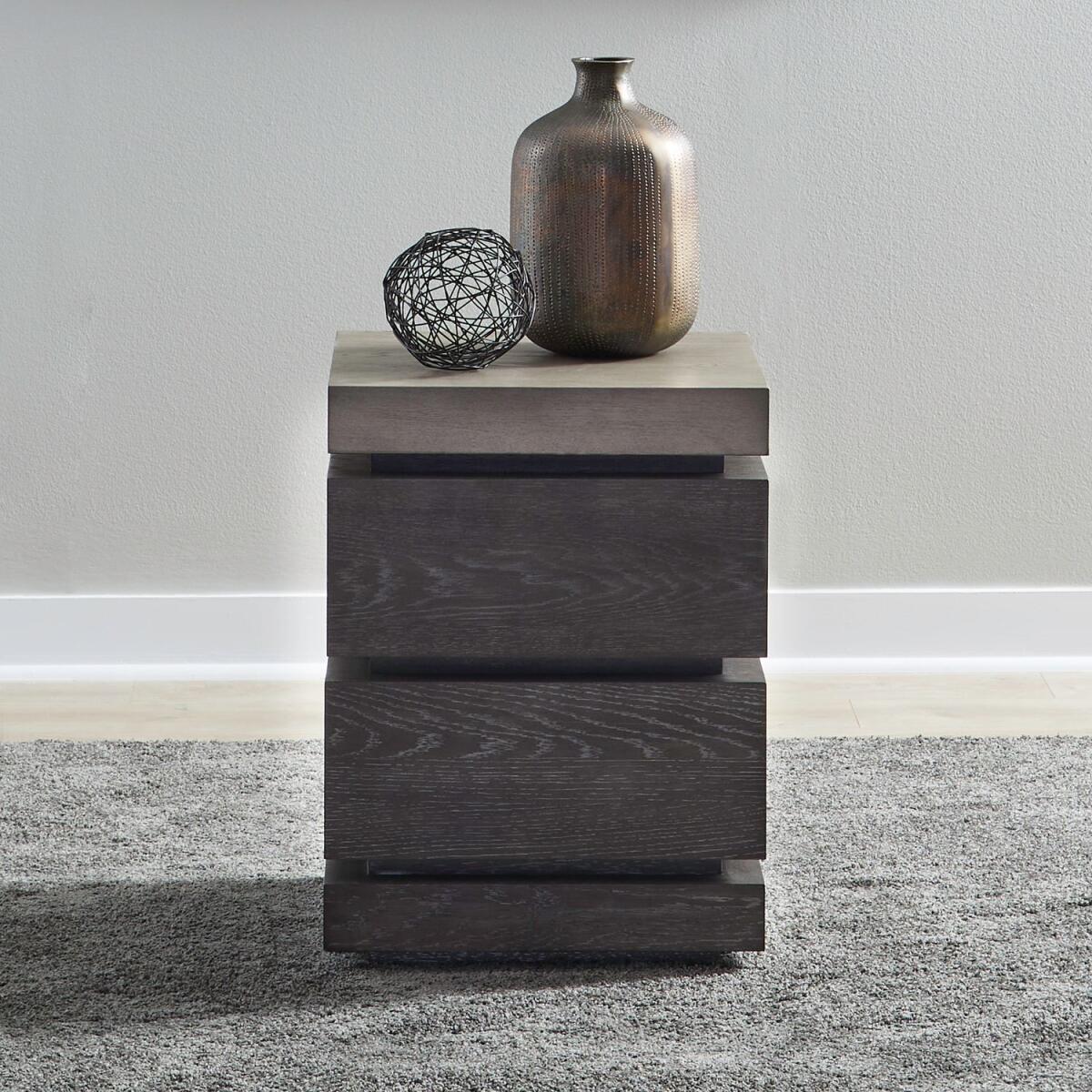 5979e8f2eb2e8a1ee75c75f2aa84ff62 Piedmont Chairside Table - Image 1