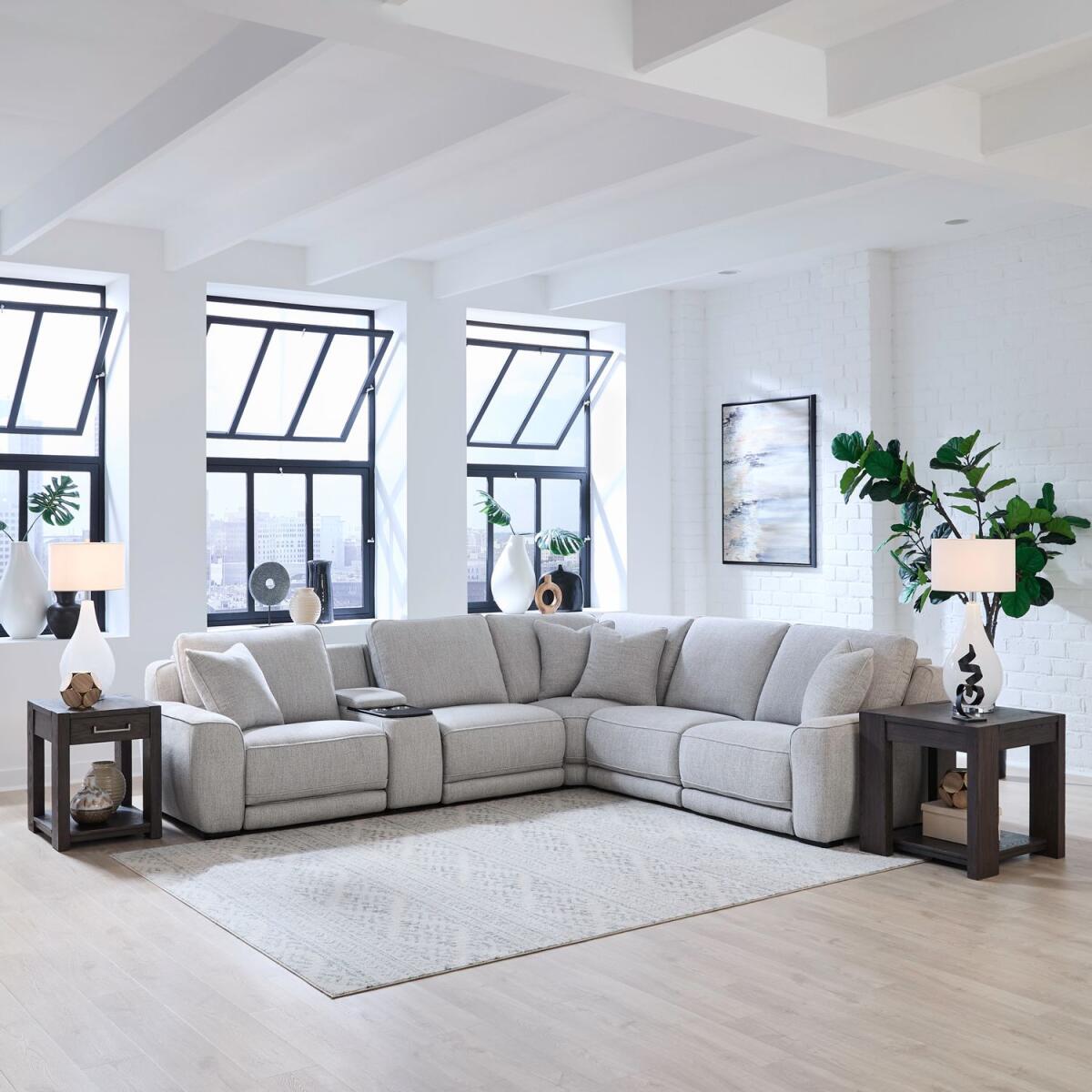 828d7c69543f8678f42762d573efed27 6 Piece Sectional - Image 1