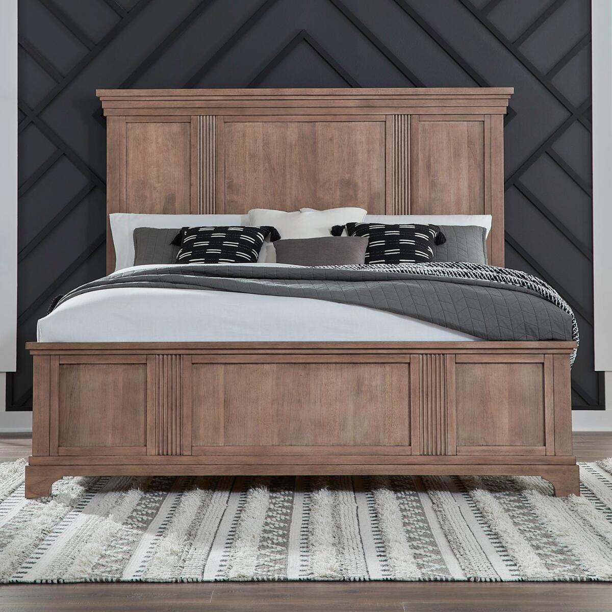 84562de64e1ebe9eb5a73497c6235f7e Haven Hills Queen Panel Bed - Image 1