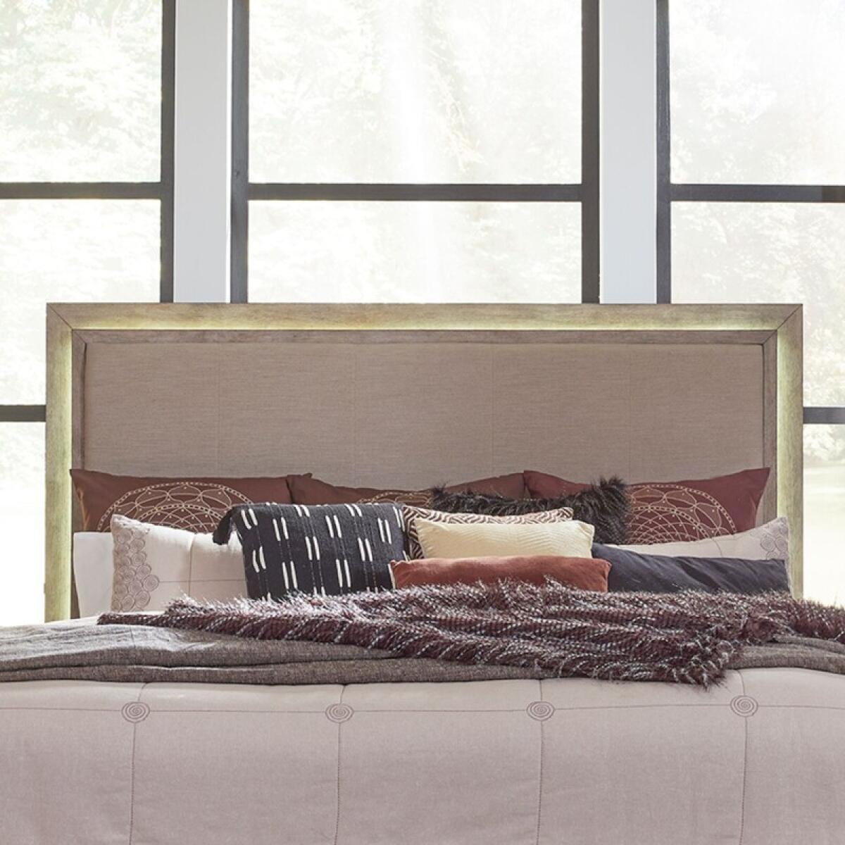 b66cceba27561a63de6ba1ef0530d064 Queen Uph Panel HB w/ Lights - Image 1