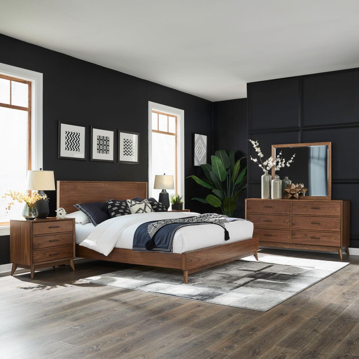 beed116d07a4406ae9285bb972cb76e6 King California Platform Bed, Dresser & Mirror, N/S - Image 1