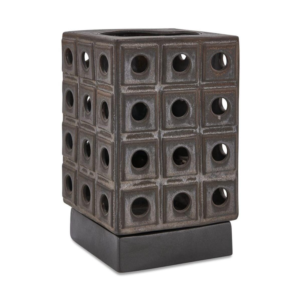 f2b894a1e1d2c3276c1f0409e4b202a6 Lattice Indoor-outdoor Lantern Candleholder - Image 1