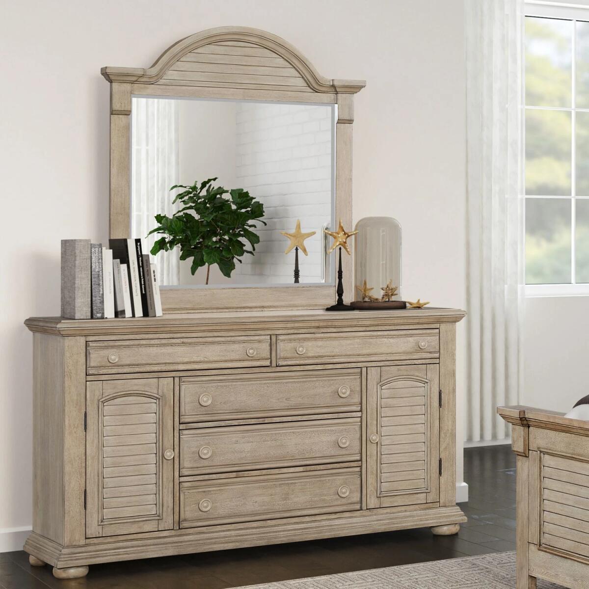0e1a78420a68cc8e2b0079628155c3ad Dresser & Mirror - Image 1