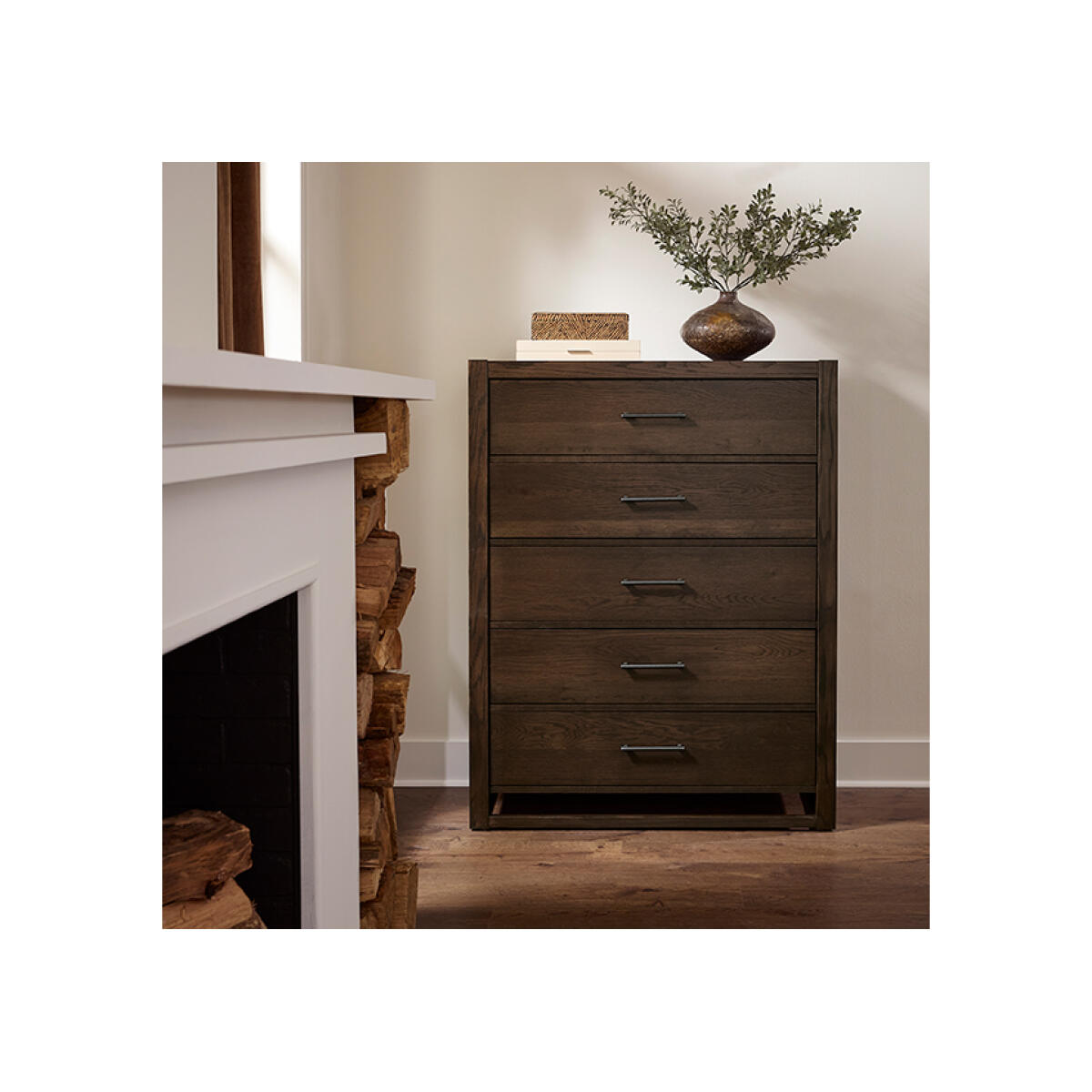 30d3a27f8c00764fcb7009155a5a26c3 Lodge & Loft Chest - 5 Drwr - 840-115 - Image 1