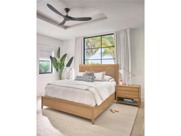 Weekender Coastal Living Home Collection Weekender Bed King - Image 3