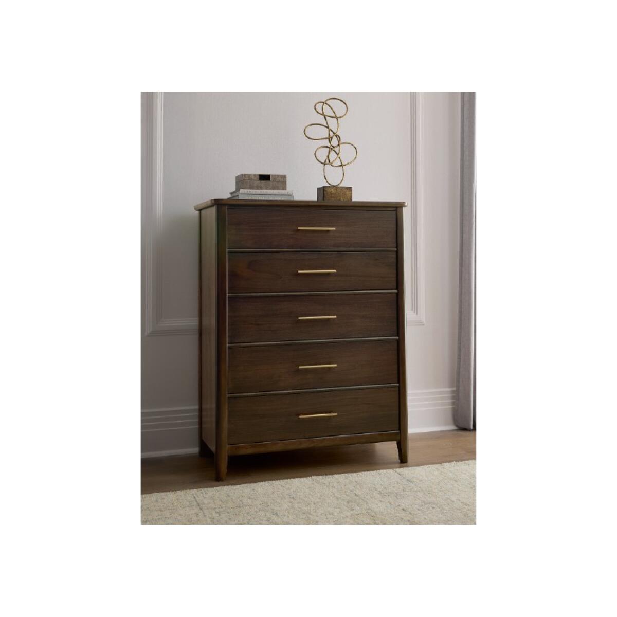 a31644407aebabc6a0cc02ce575a8ab7 Nordhaven Chest - 5 Drawer - 850-115 - Image 1