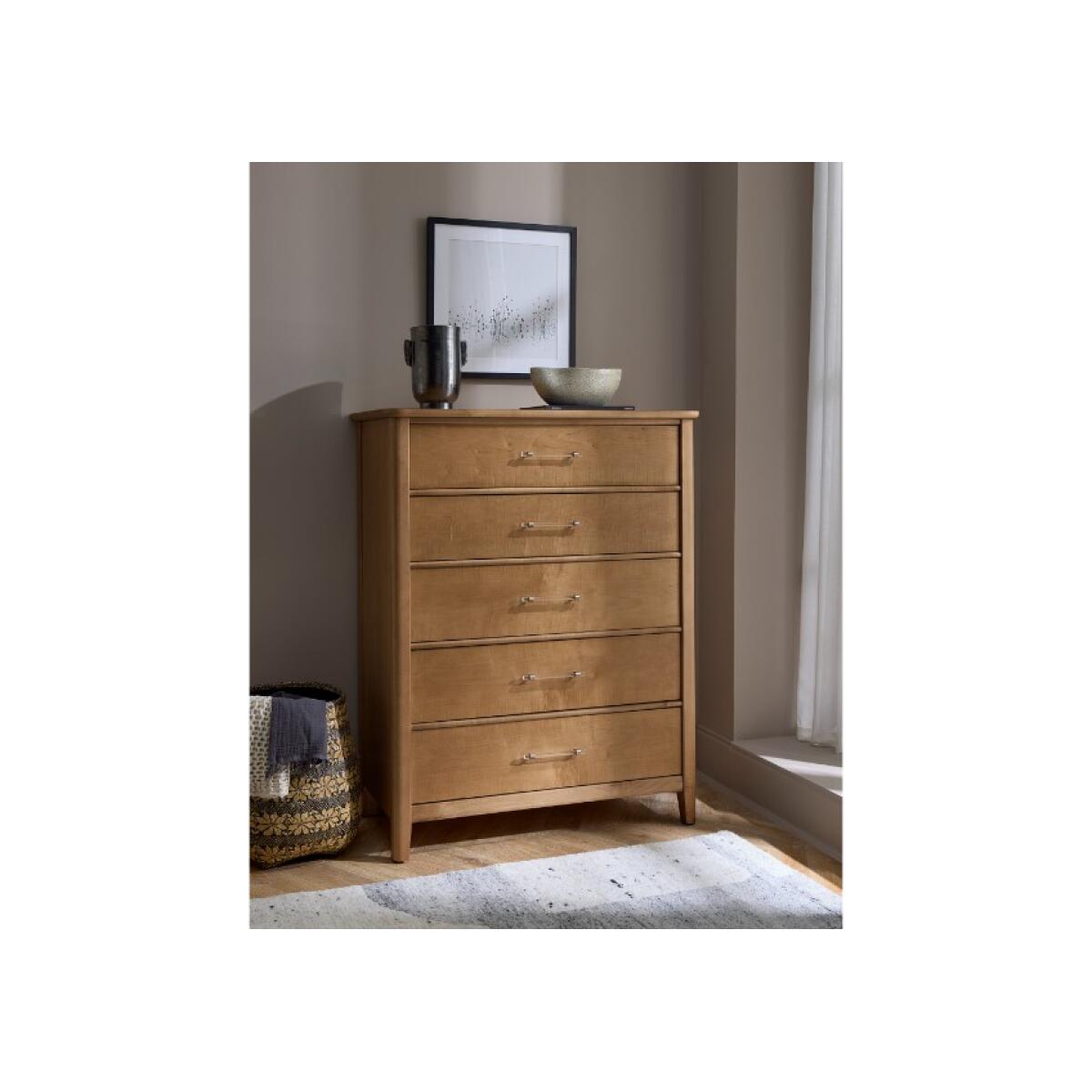 ba749a13da316c147912d075065b7cbd Nordhaven Chest - 5 Drawer - 852-115 - Image 1