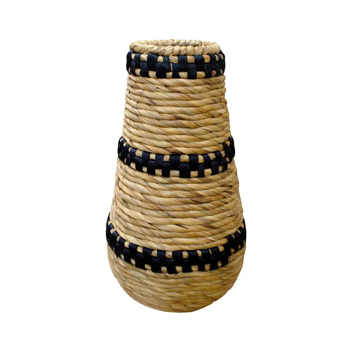 16d25e9077392770af2eb97f5d9d4938 Janelle Vases - Image 1