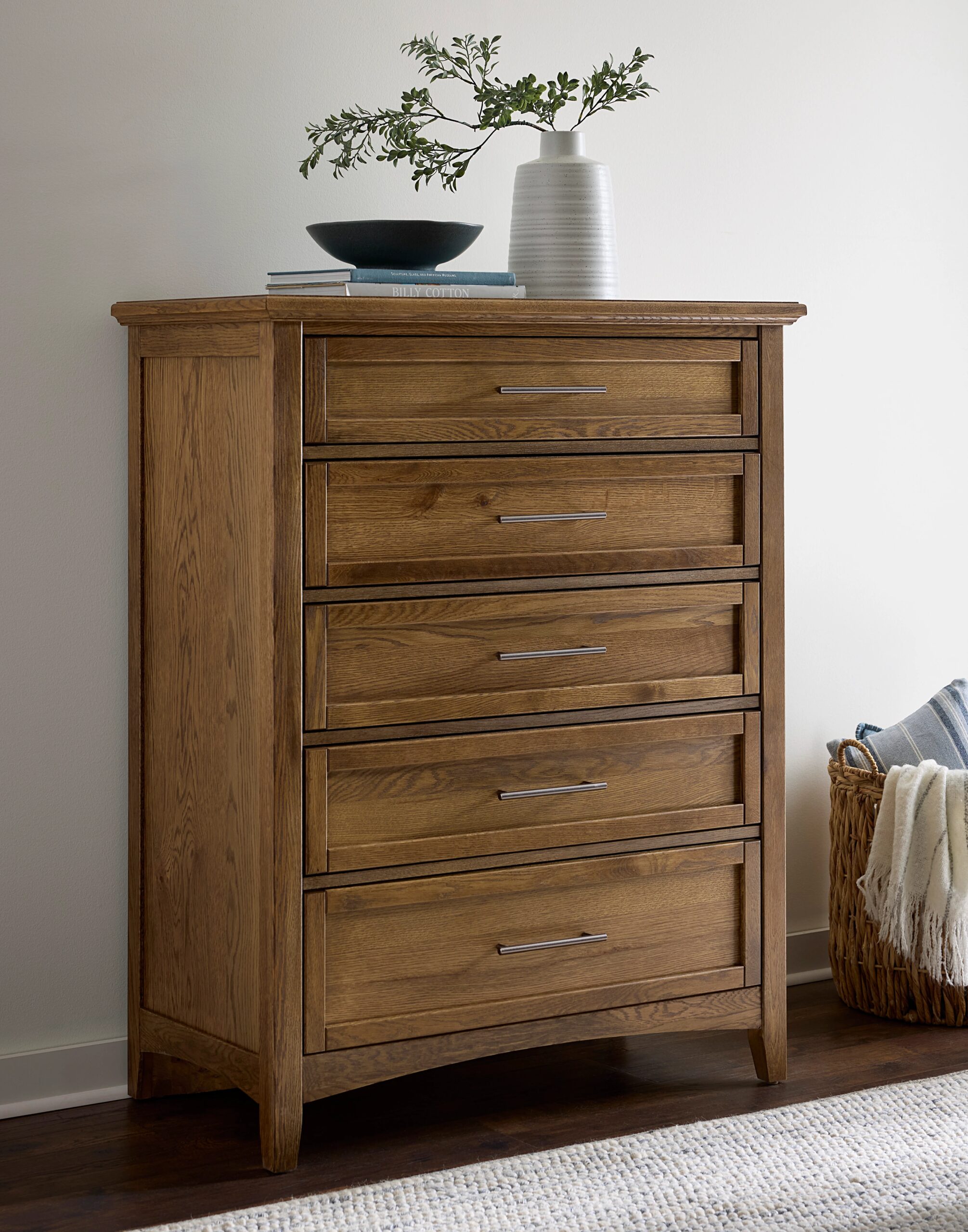 584c7023bb3e167776e4514c2c5611b2 Jamestown Oak Chest - 5 Drwr - BB30-115 - Image 1
