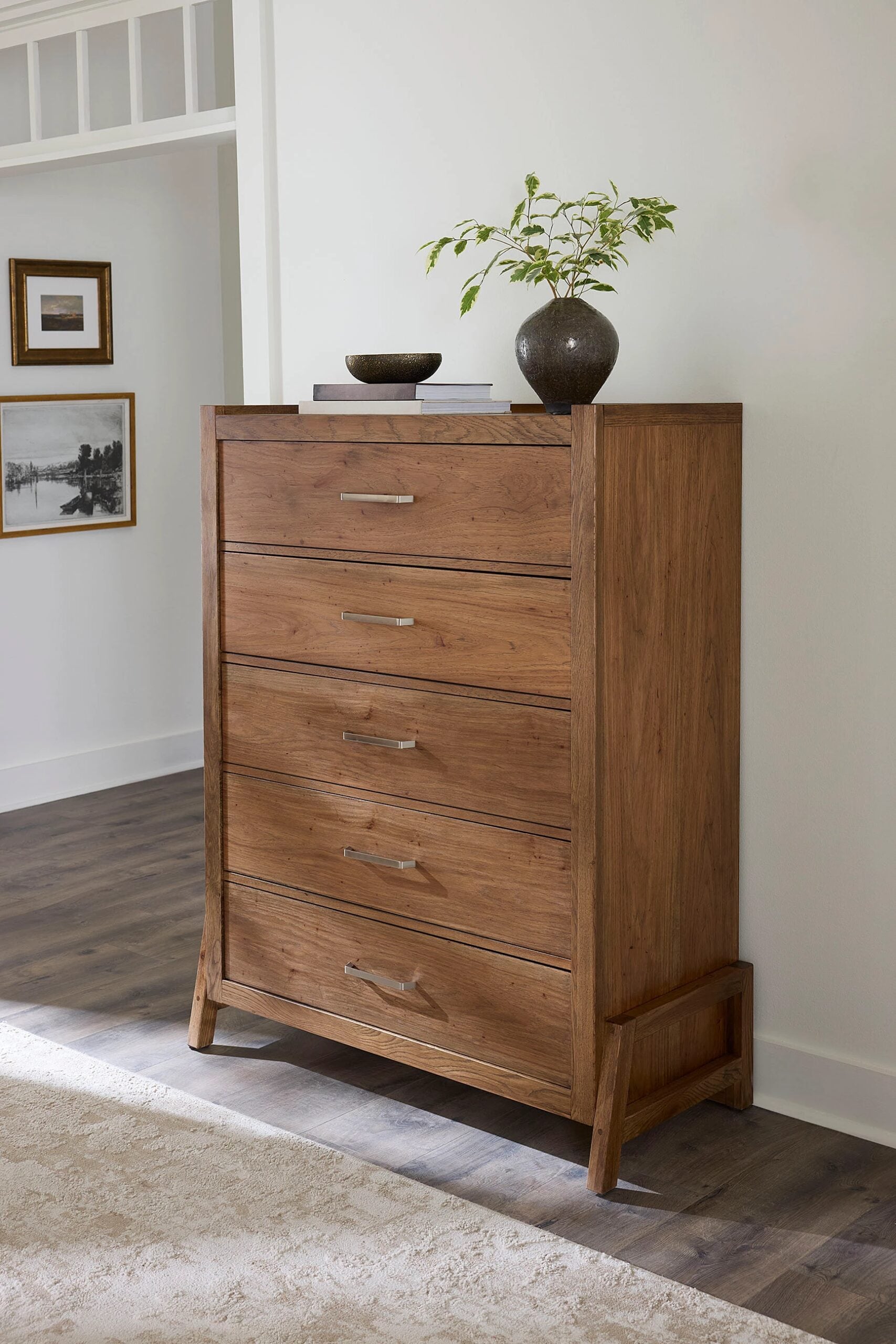 ab4b1a5ed6d3c9f1c74ccb4a3df11dbe Mercer Street Chest - 5 Drwr - 862-115 - Image 1