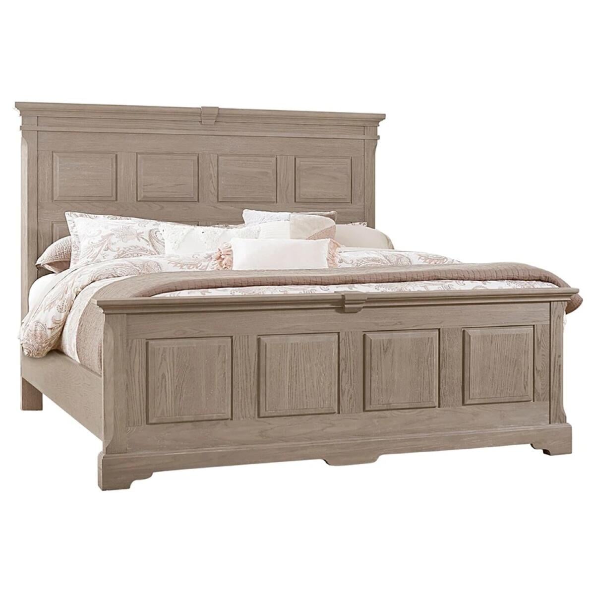 0537081b0e584ada3c34e07d367ed460 Heritage Mansion Bed - 114-559-955-722 - Image 1
