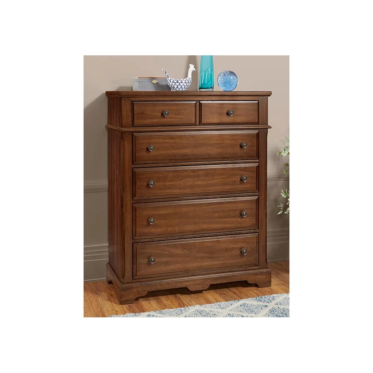5e8a1b114ed1fe9928586c47ec08ec40 Heritage Chest - 5 Drawer - 110-115 - Image 1