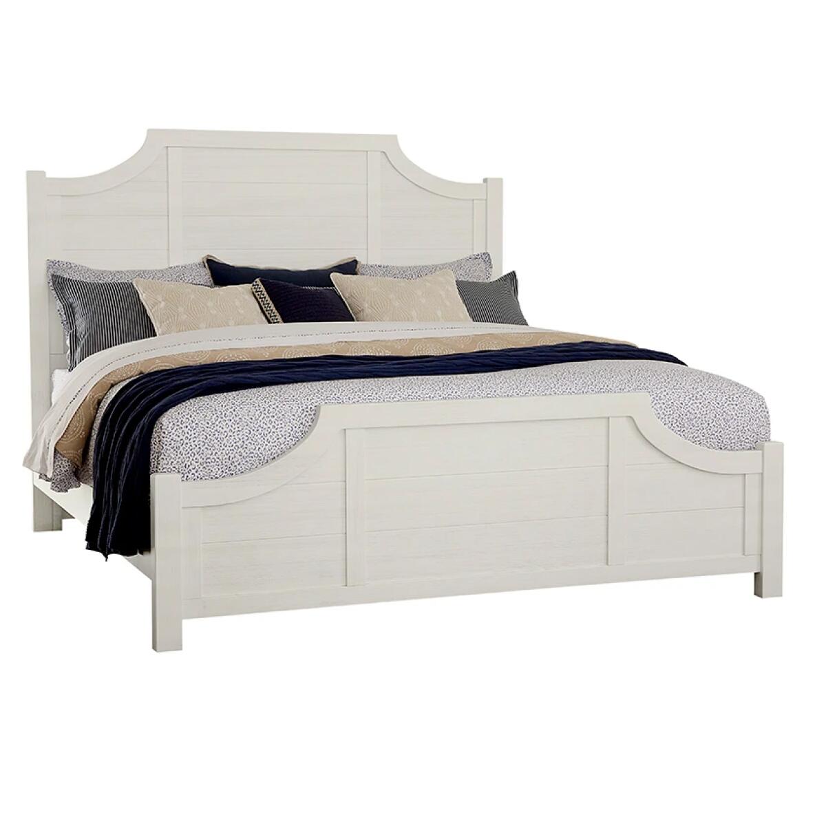 7b192798c605cffdeccbf504678f6fd1 Maple Road Two-tone Queen Scalloped Bed - 116-557-755-722 - Image 1