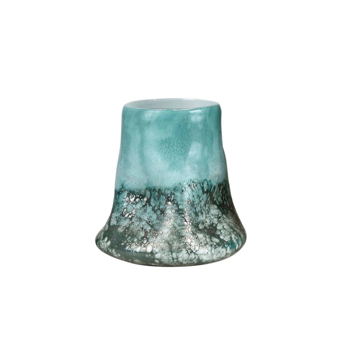 0e342e169e987be1be7e09932a167efd Medium Addlington Vases - Image 1
