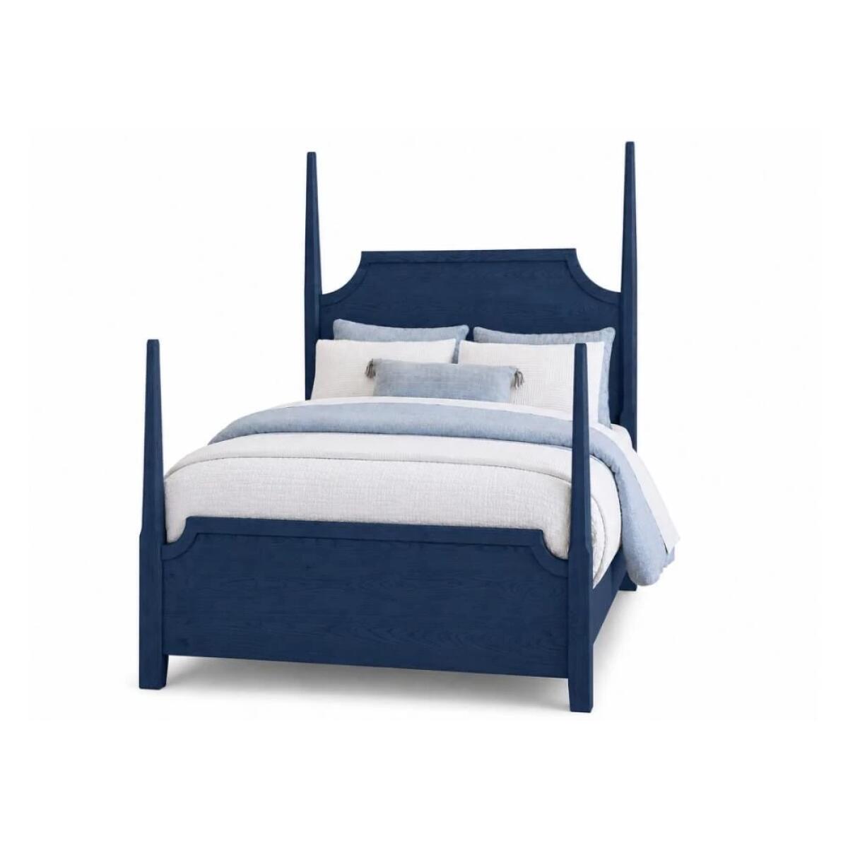 af5c91cc4dfe16285e49f2525d226a8a Pencil Poster Bed - Image 1