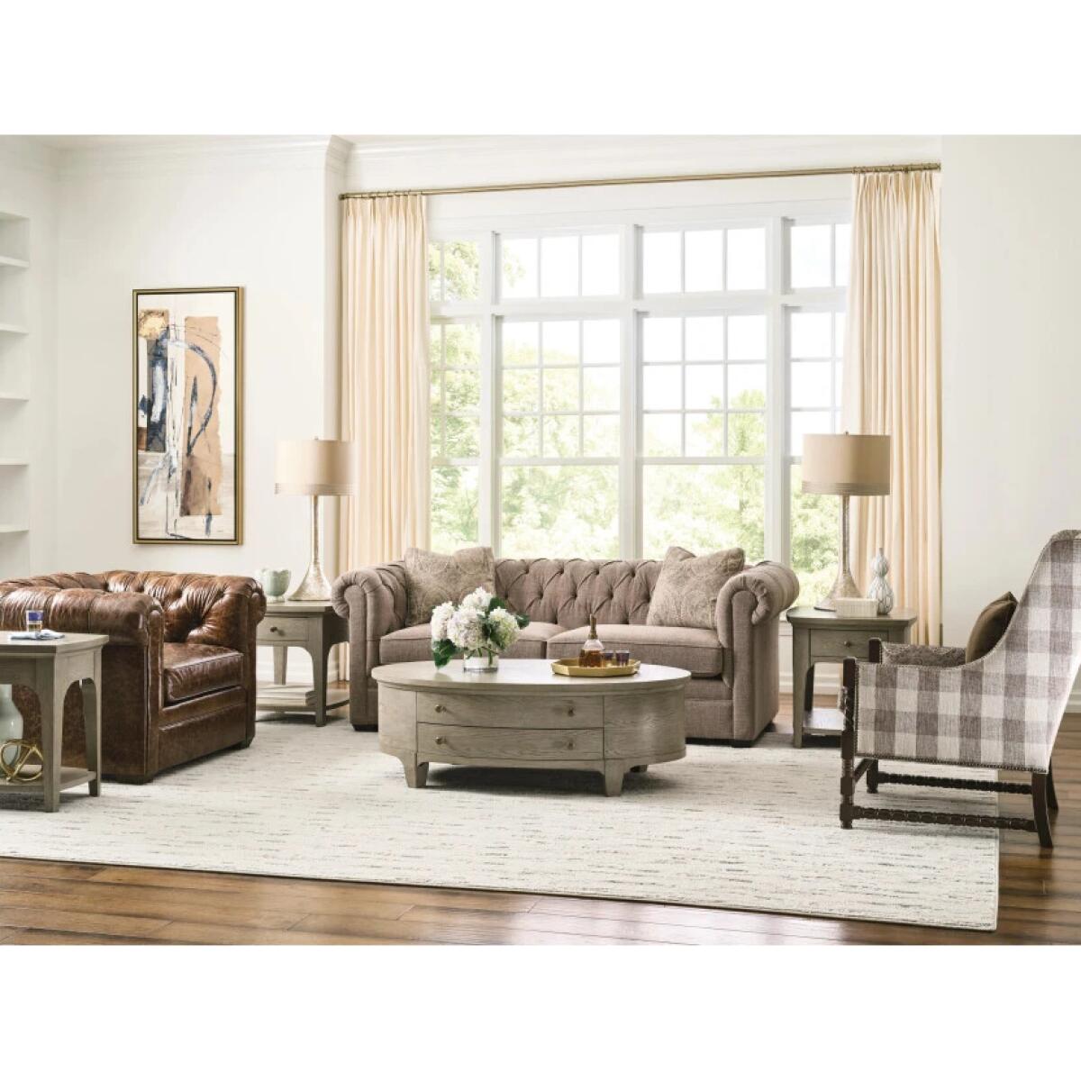 fd79a3c90720942a21d33186e8bfb544 Milan Avery Chairsdie Table - Image 1